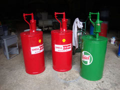 Vintage oil pump stage props